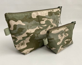 Toiletry handbags, dopp kit, Travel toiletry bag, cosmetic pouch, cosmetic bag, makeup bag, pouch bag - Set of 2 - Camouflage