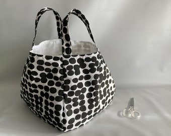 Cubic origami errands bag, origami tote bag, fabric market bag, basket market bag, grocery bag, storage bag - Black scandinavian polka dots