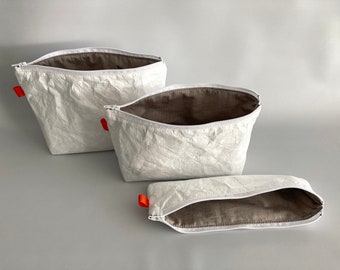 Set of 3 - White polyethylene case, white tyvek pouch, white pen case, toiletry bag - High density polyethylene fibres - Beige