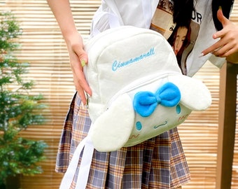 Sac en peluche Sanrio, sac en peluche mignon et polyvalent, sac à dos en forme de cœur pour fille de grande capacité, sac à dos d'étudiant de dessin animé, cadeaux d'anniversaire, cadeaux pour enfants