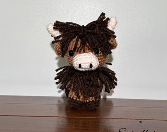 Crochet Highland Cow Plush: Handmade Rustic Farmhouse Decor