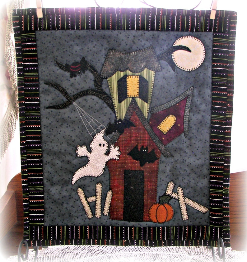 Haunted House Table Topper, Wall Hanging Quilt Pattern image 2