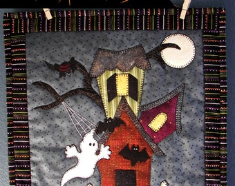 Haunted House Table Topper, Wall Hanging Quilt Pattern