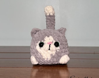 Crochet Cat Plush: Handmade Gray & White Amigurumi Kitty
