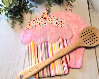 Cupcake Quilted Pink Birthday Hot Pad