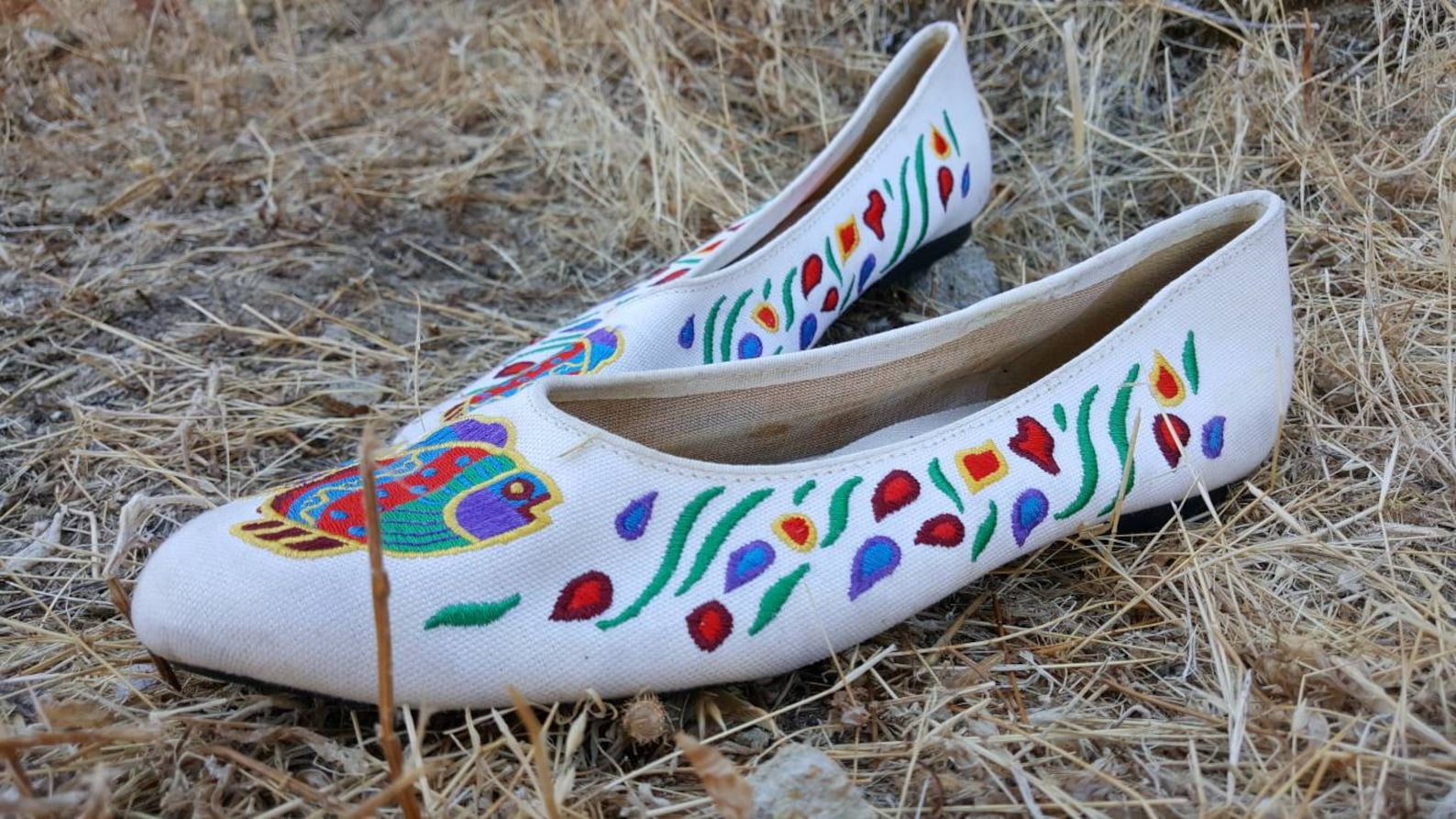 vintage 70s beacon usa ballet flats hippie festival bohemian hiphop cultural ethnic native multi-color rubber sole size 7.5 narr