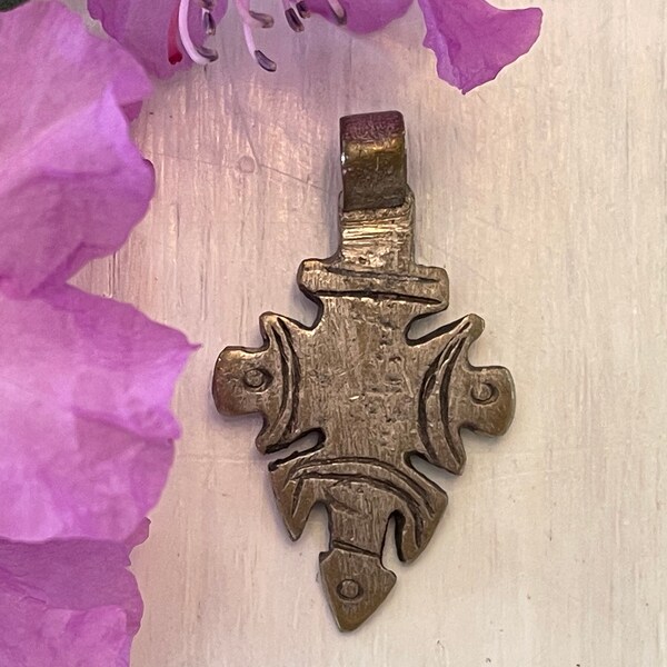 Small Ethiopian Coptic Cross Pendant : Ethiopia African Jewelry Beads