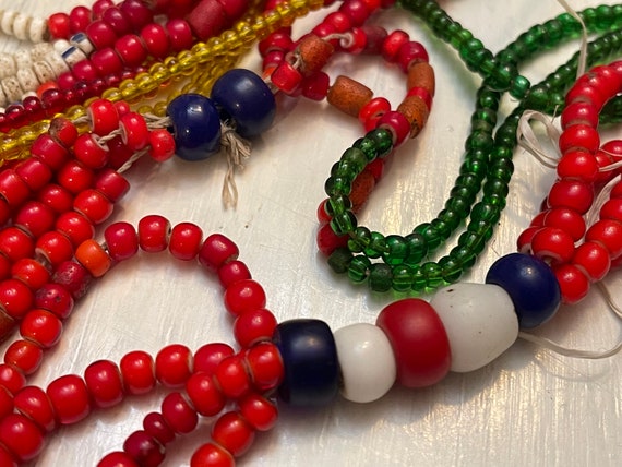 Vintage Ethiopian African Seed Bead Necklace : Et… - image 1