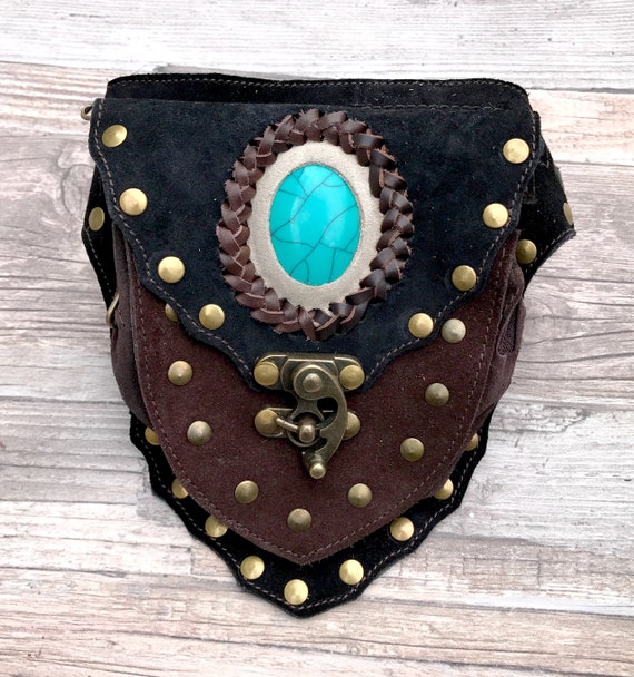 brandi small saffiano leather messenger bolsa