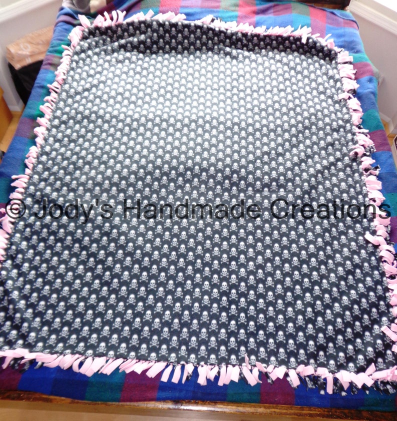 Large Handmade Fleece Tied Throw Blanket 54 X 66 Light Pink Back Skull and Crossbones Front Warm Soft FREE SHIPPING