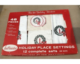 Vintage HOFFMASTER CHRISTMAS Napkins Placemats Coasters in original Box 1962