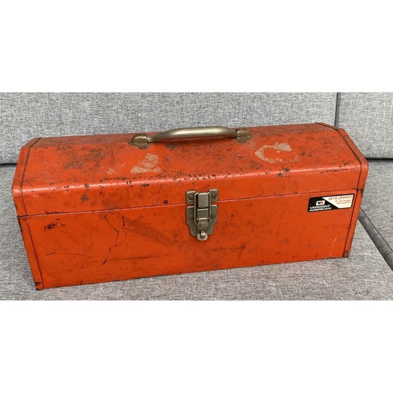 Vintage Tool Box VERMONT AMERICAN Hip Roof Box #219 W/tray Rusty
