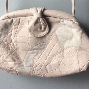 Park avenue international leather outlet purse