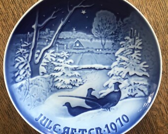 Vintage COPENHAGEN DENMARK B&G Porcelain Plate 1970 Christmas Peasants