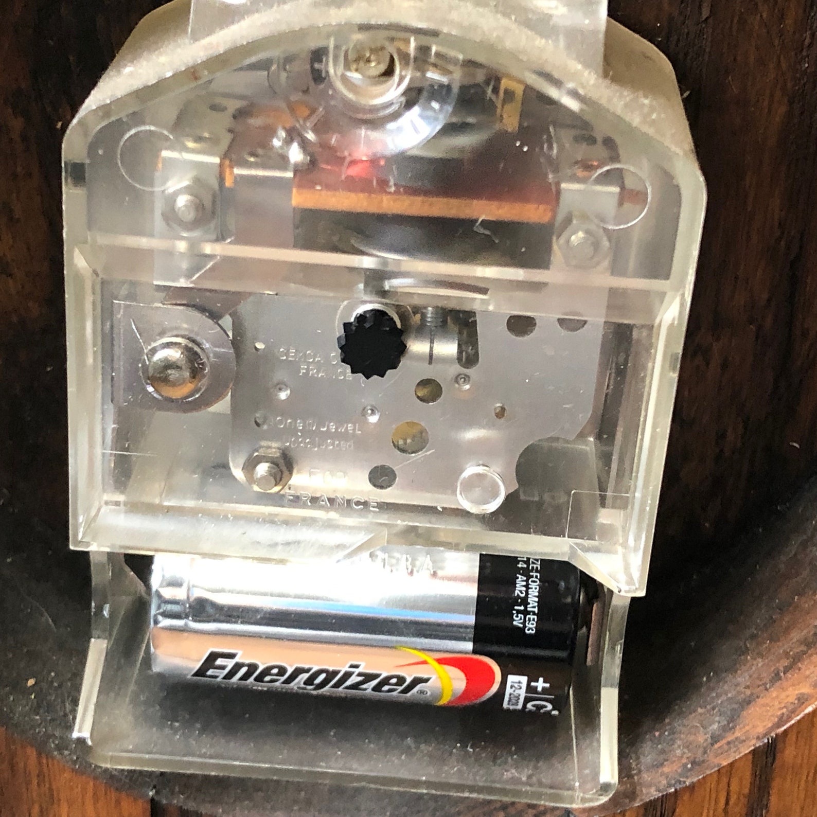 Vintage Trend Clock Zeeland Michigan Colonial Spindle Wood Large Wall