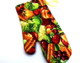 Vegetable Oven Mitt, Veggie Oven Mitt, Vegetable Fabric, Tomatoes, Baking, Kitchen Accessory, Kitchen Gift, Vegetarian, Cooking Gift