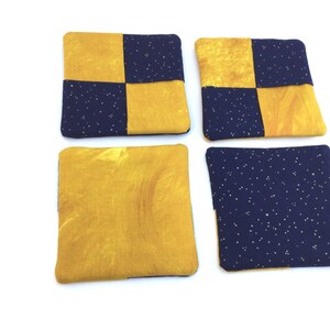 Four Celestial Coasters: Gold Batik & Navy Starry Night Fabric, Set of 4 bild 4