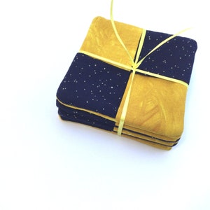Four Celestial Coasters: Gold Batik & Navy Starry Night Fabric, Set of 4 bild 5