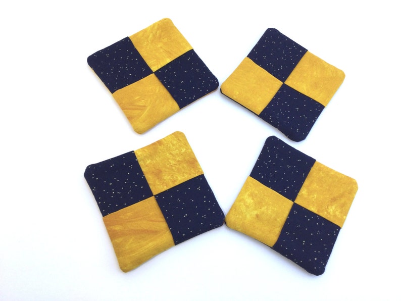 Four Celestial Coasters: Gold Batik & Navy Starry Night Fabric, Set of 4 bild 3