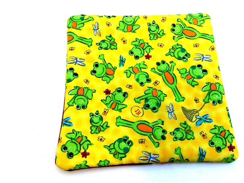 Frog Hot Pad, Pot Holder, Trivet, Mug Rug, Insulated Hot Pad, Casserole, Frog Fan, Butterflies, Dragonflies, Cartoon Frog, Cooking, Baking image 4