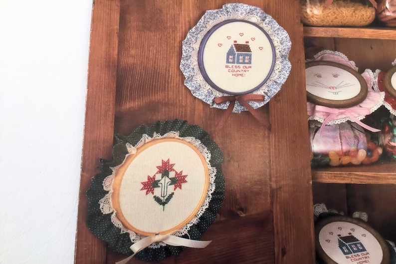 Circle sampler Christmas Pattern Bunny Pattern Jar Toppers Hoop Designs Cookie Jar Cross Stitch Pattern Country Cross Stitch