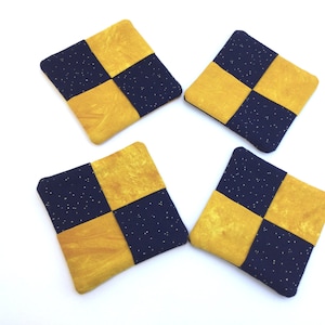 Four Celestial Coasters: Gold Batik & Navy Starry Night Fabric, Set of 4 bild 1