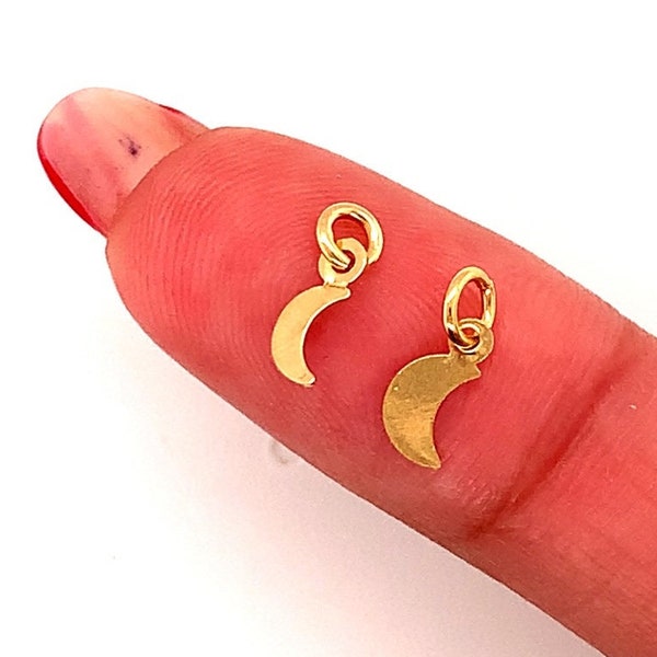 18K Gold Filled Tiny Moon Charm,Mini Moon Pendant,Cute Moon Charm,Crescent Moon,Moon Jewelry,Celestial Charms,Small Moon Charms,Bulk Charms