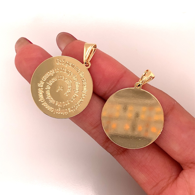 Charme de prière de sérénité, Pendentif prière pour la sérénité, Charme de prière rempli d'or, Breloques religieuses, Pendentif prière catholique, Pendentifs religieux image 9