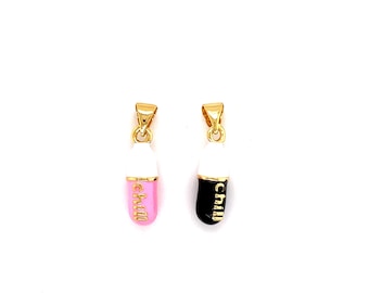 14K Chill Pill Charm, Różowa zawieszka na pigułkę, Emoji Charm do bransoletek, Take A Chill Pill Jewelry, Uroczy urok pigułki do naszyjnika DIY i akcesoriów
