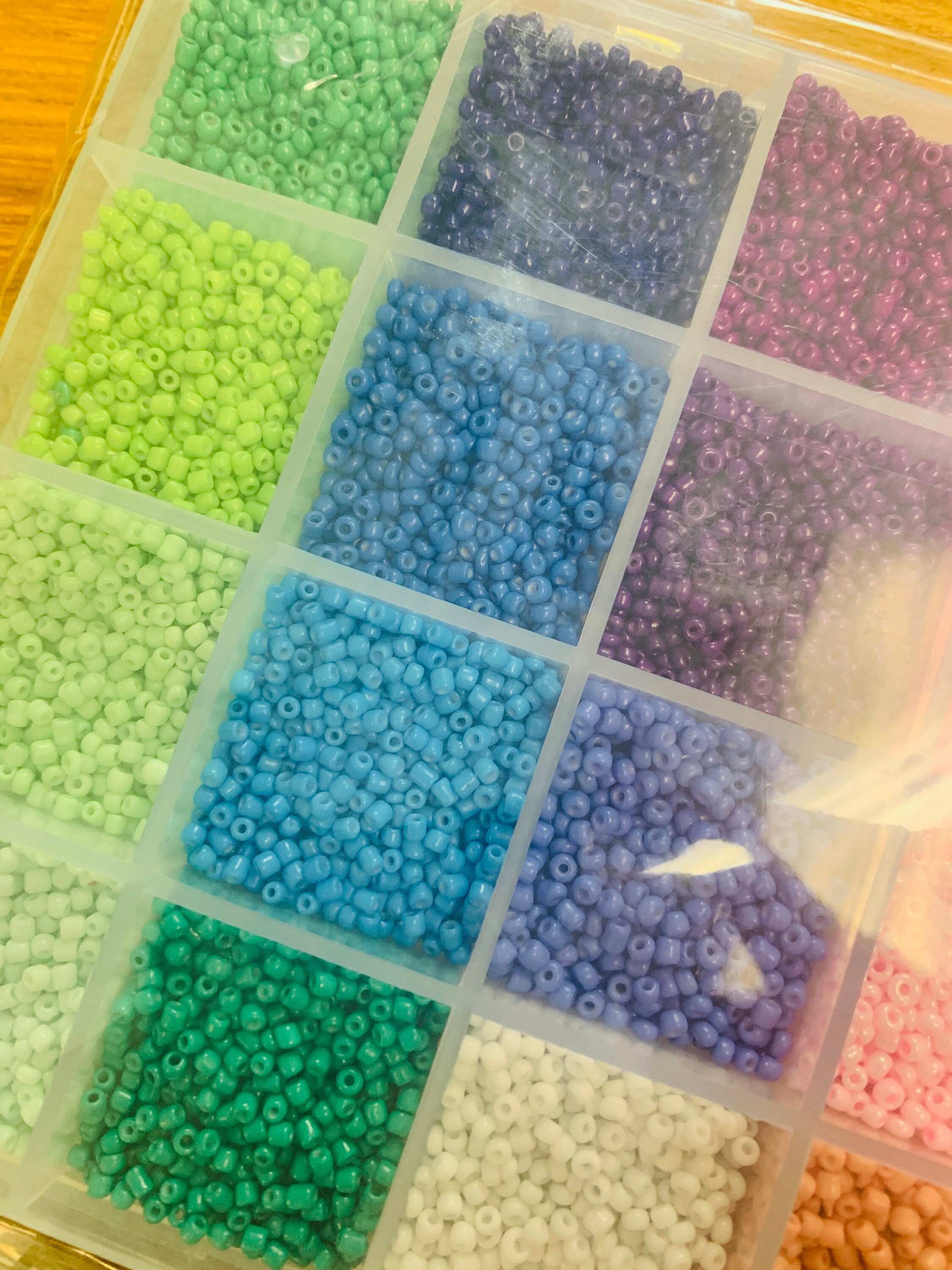 24 Colors Glass Seed Bead Kit, Size 8/0, 3mm, About 15,000pcs/box