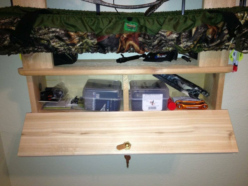 Archery Bow Rack Arrows Store Horizontal. Constructed in Western Red