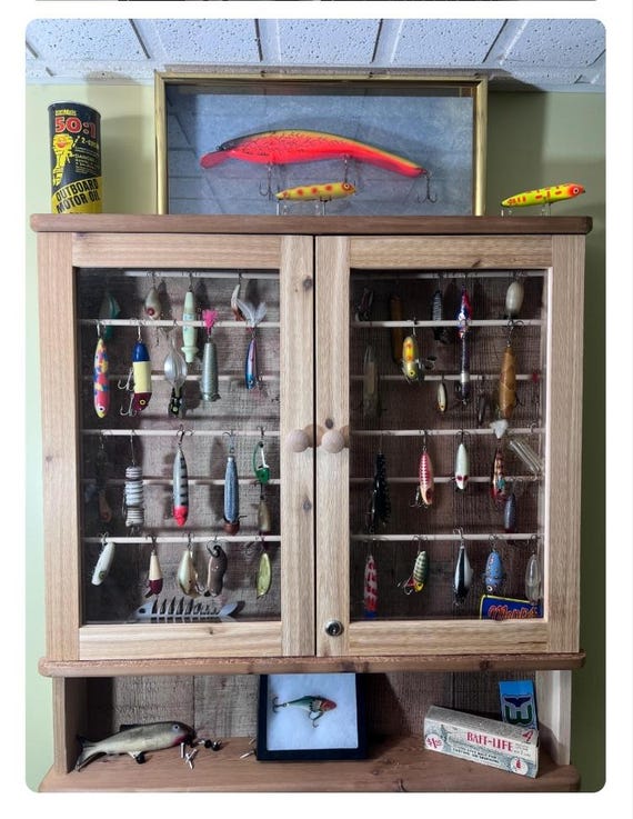 antique fishing lure display case Ibnotuiy Wall Cabinet Lures Storage custom made fishing lure display case is ideal for showing off those expensive vintage keepsakes Fishing Lures in Wood Display