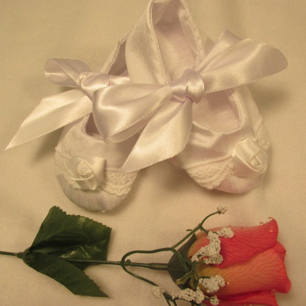 White shantung baby shoes with lace trim and fabric  roseflower