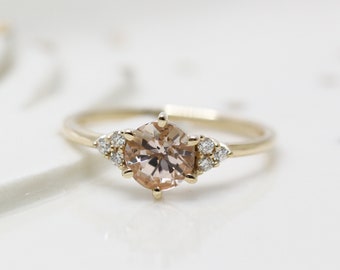 Vintage style morganite solitaire - 14k Yellow gold + pink stone - Engagement ring