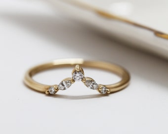 Marquise diamond pointy band - Marquise wedding ring