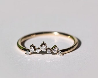 Curvy diamond ring - Yellow gold - Wedding ring