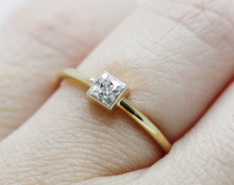Princess cut diamond ring 30 pts - Yellow gold wedding ring
