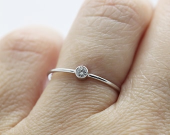 5 pts solitaire ring - White gold wedding ring - Little diamond ring