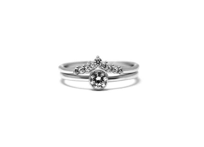 Seven diamonds pointy ring 14k white gold Minimal gold ring image 3