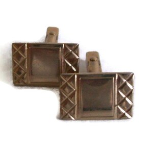 Vintage Cuff Links Rectangular Gold Tone Mid Century Cufflinks Vintage Jewelry Cross Hatch Design