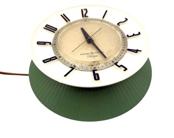 Vintage GE Telechron Wall Clock, Mid-century Modern Decor, Non