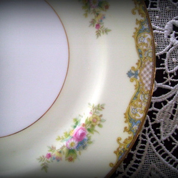 Vintage Noritake Dinner Plates Carmela Pattern 1947-1953 Discontinued