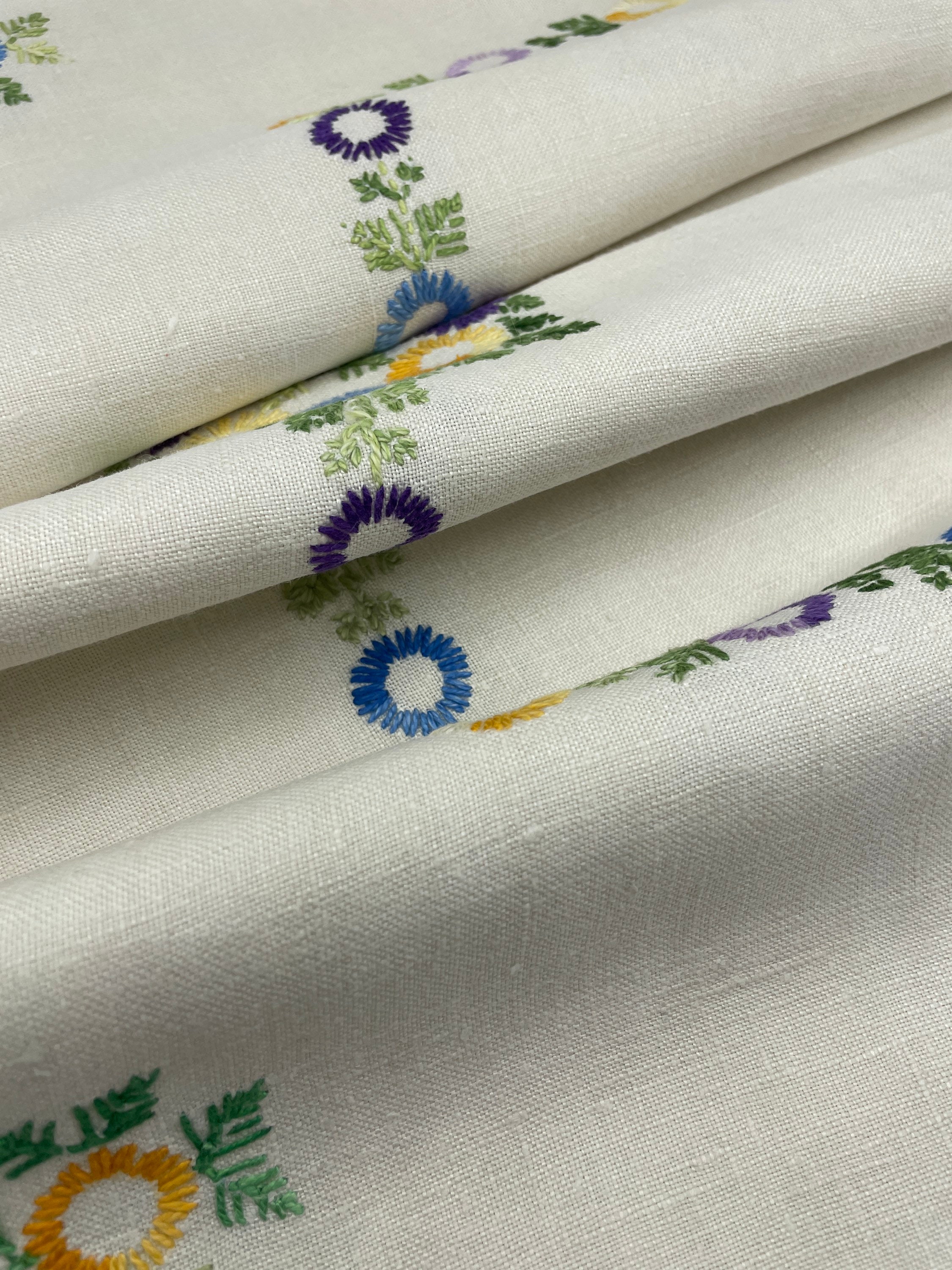 ヴィンテージ刺繍リネンテーブルクロス：花柄フリンジヘム、30x30