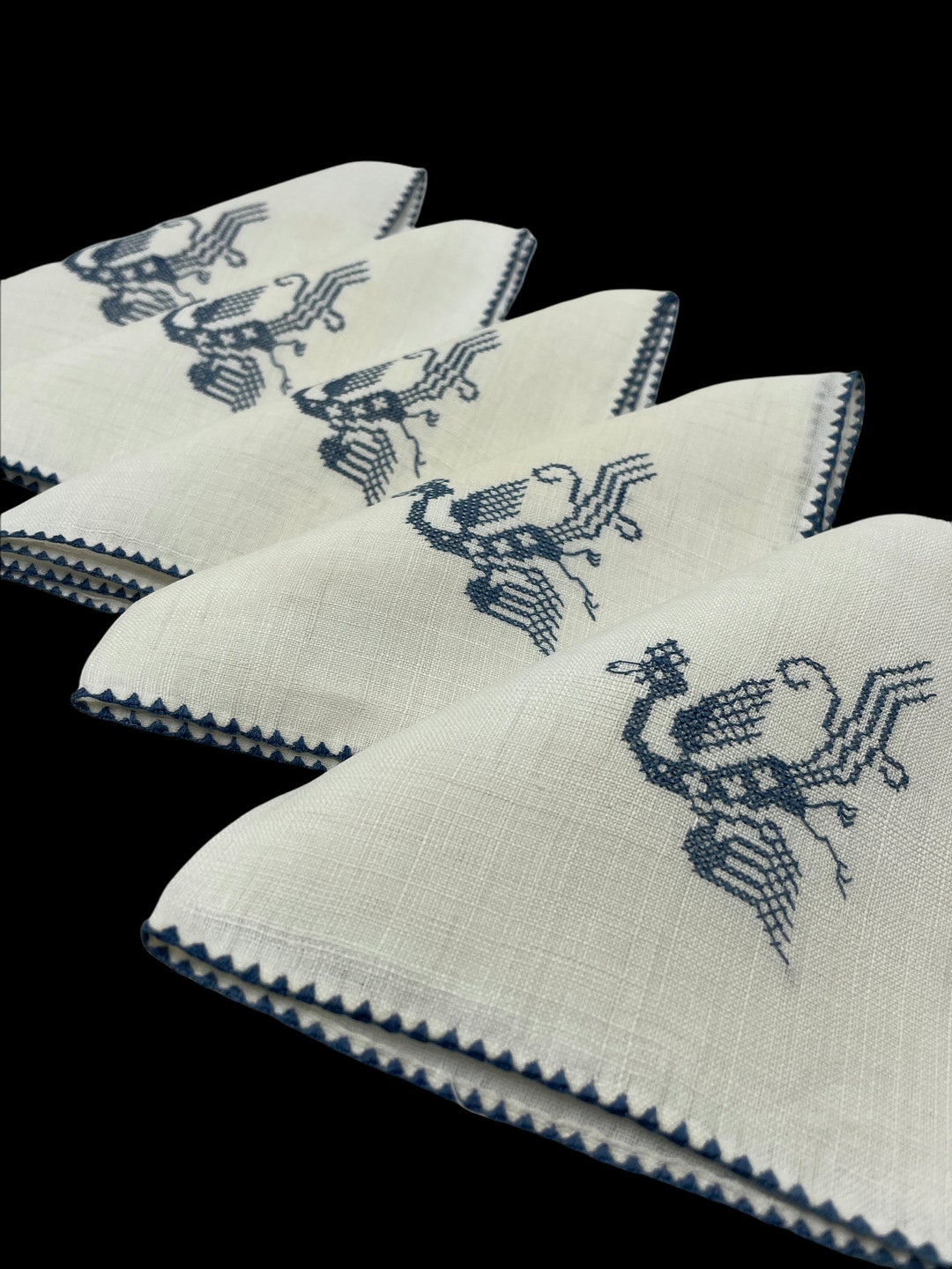 Vintage White Linen Luncheon Napkins Delicate Cross Stitch Etsy