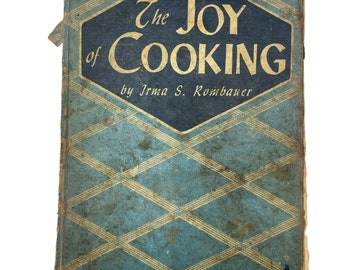 Vintage 40s Cookbook 1946 Joy of Cooking Cookbook, Irma Rombauer, Recipe Book, Vintage Kitchen Collectible, Old Cook Book,  Very Distressed