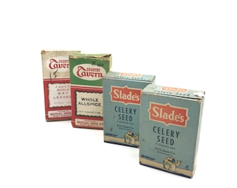 Vintage 1940s Spice Boxes, Slade's and Country Tavern, Bay Leaves Celery Seed, Country Kitchen Decor, Farmhouse, Boston, New Jersey