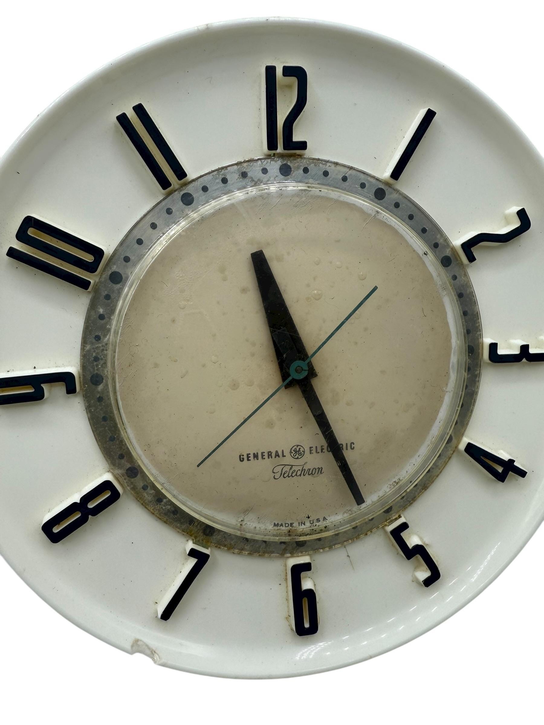 Vintage GE Telechron Wall Clock, Mid-century Modern Decor, Non
