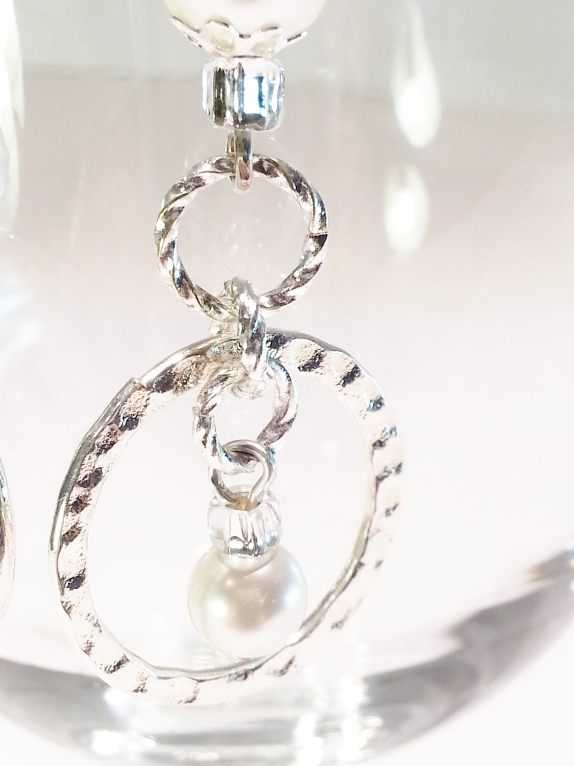 White Earrings Bridal Earrings Dangle Swarovski Pearls Rings - Etsy