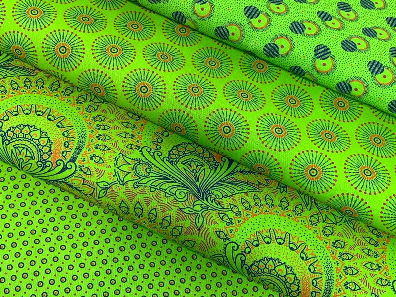 South African Shweshwe Fabric by the YARD. DaGama Three Cats Lime Green Circled Dots. Cotton Fabric for Quilting, Apparel, and Home Decor Bild 7