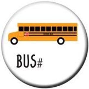 Puede incluir: Un autobús escolar amarillo con ventanas negras y una franja negra a lo largo del lateral. El autobús tiene la palabra "BUS#" escrita en letras negras en el lateral.